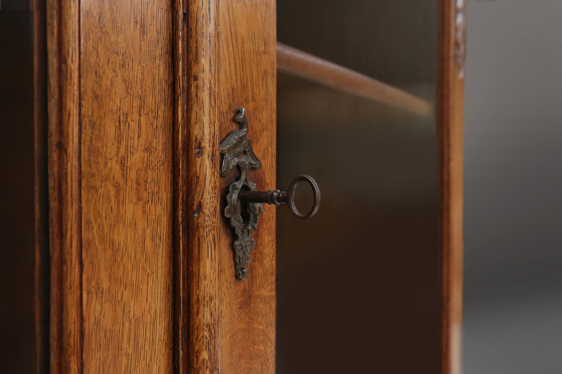 Antique Liège Display Cabinet in Carved Wood, Belgium, 18th Centurythumbnail